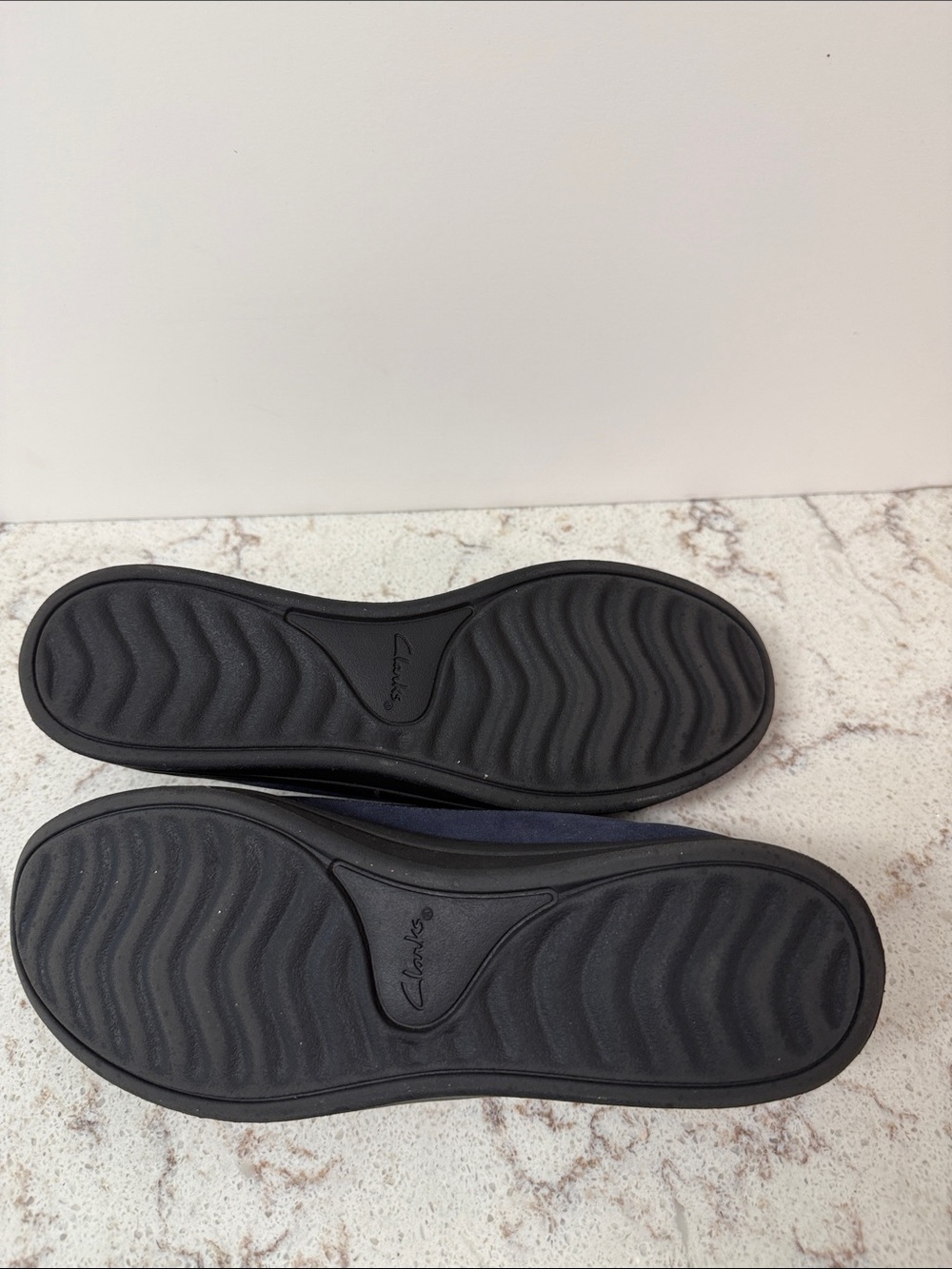 Clarks Navy Blue Women's Slip-On Comfort Flats - Picture 7 of 7